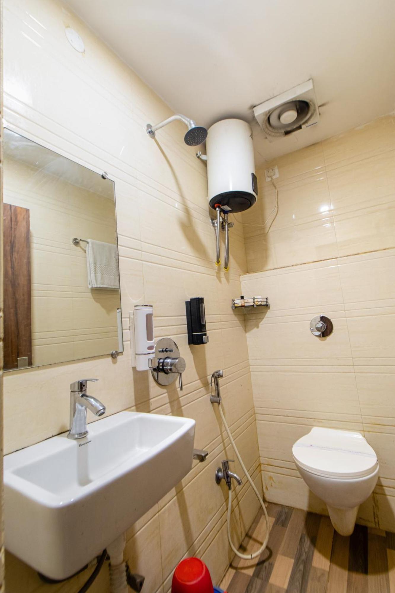 Hotel Park Central Калькутта Экстерьер фото